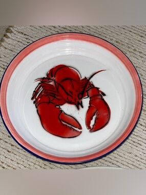 New round metal lobster platter